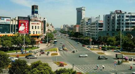 遂宁加速构建成渝经济区综合交通枢纽，推动公路网与货运协同发展